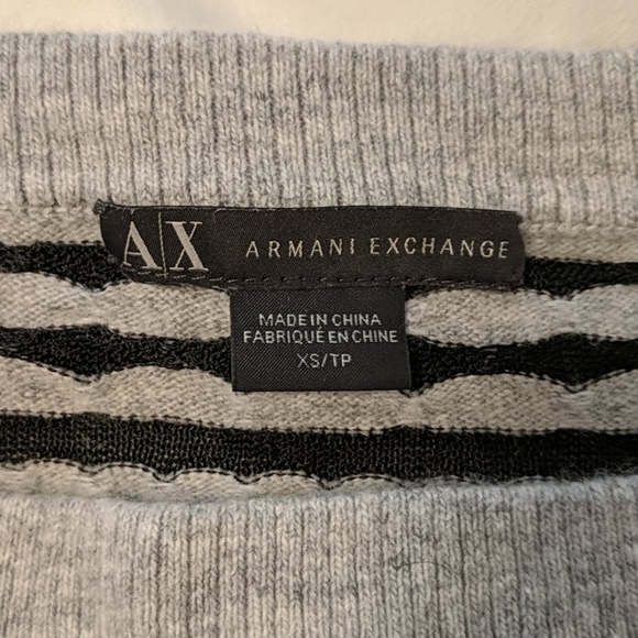 3/4 Sweater - Picture 2 of 3